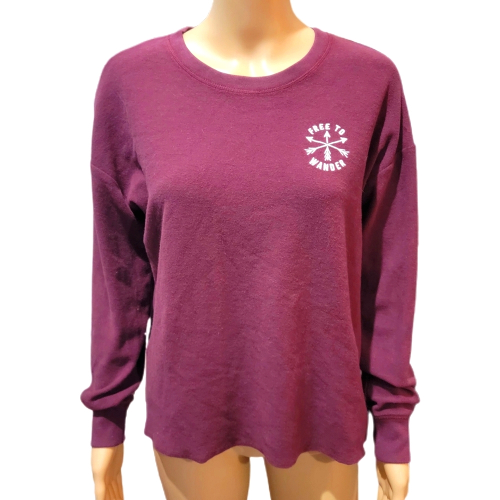 American Eagle Burgundy Free To Wander Sweater Small